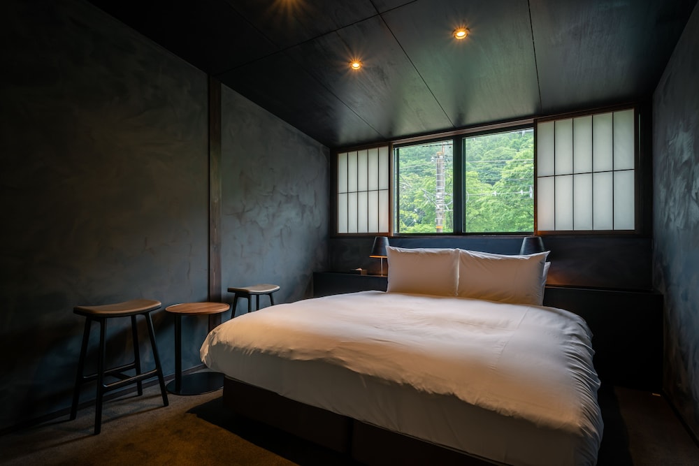 112 別館 · 上原屋 禁煙 部屋からの景観0 | BYAKU Narai