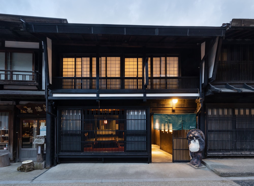 112 別館 · 上原屋 禁煙 客室3 | BYAKU Narai