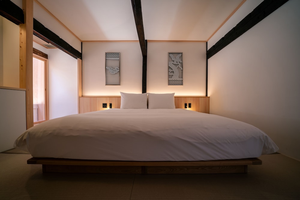 116 別館 · かね上屋 プライベートサウナ 禁煙 客室3 | BYAKU Narai