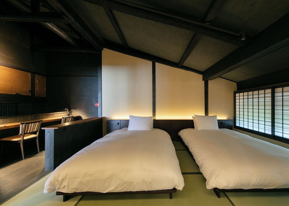 103 本館 · 歳吉屋 禁煙 客室2 | BYAKU Narai