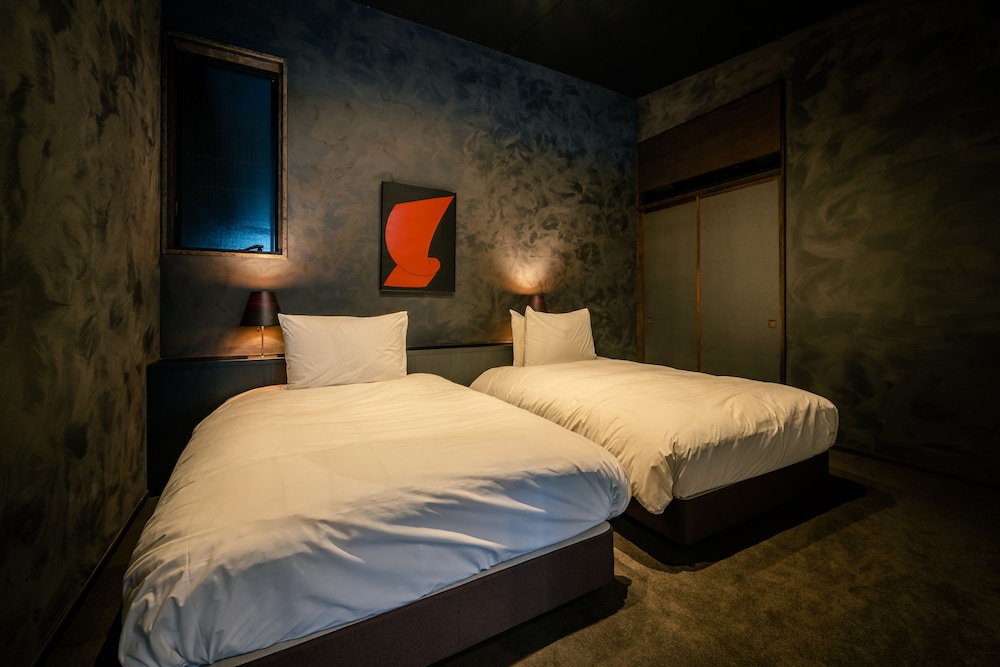 112 別館 · 上原屋 禁煙 客室0 | BYAKU Narai