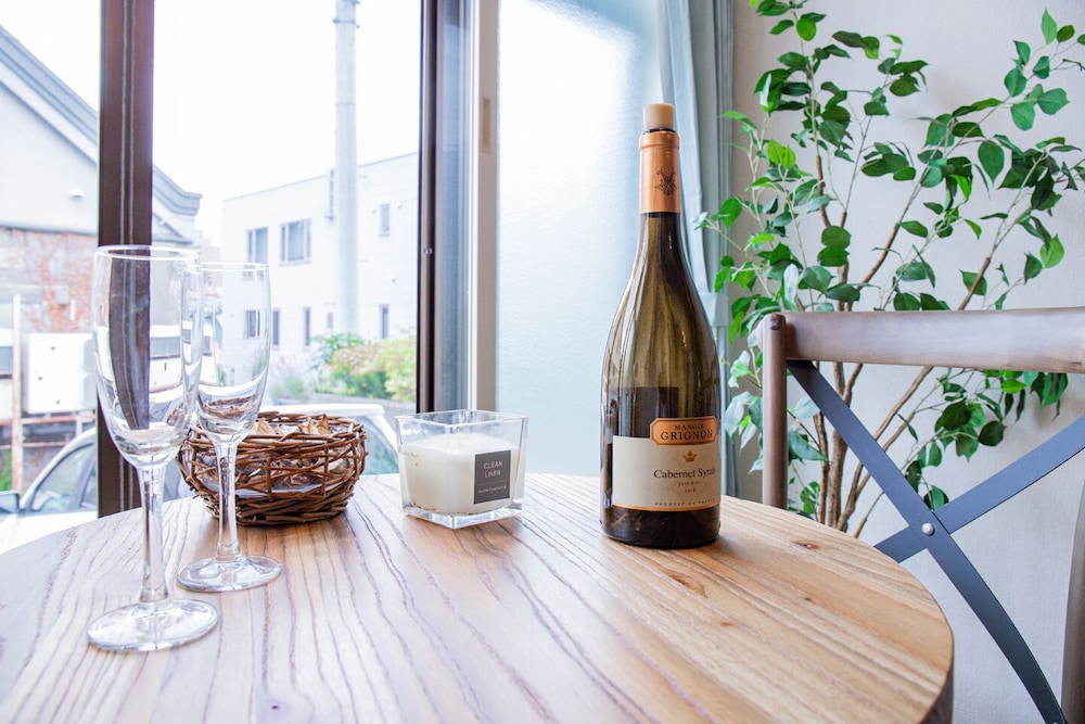 ベーシック コンドミニアム リビング エリア6 | KOTONE