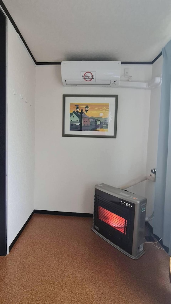 ベーシック コンドミニアム リビング エリア13 | KOTONE