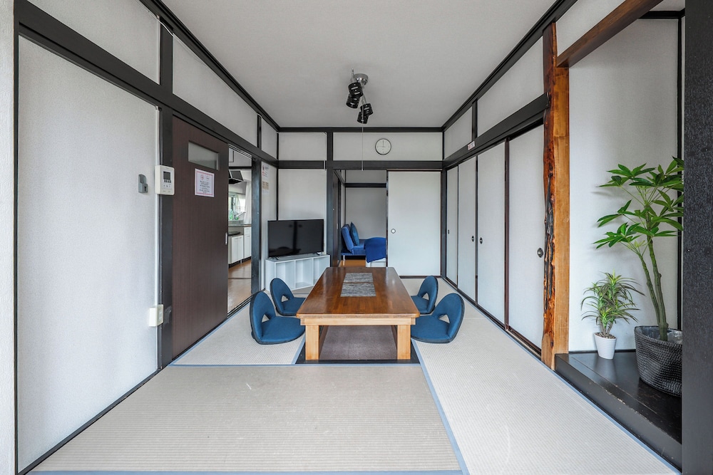 ベーシック コンドミニアム リビング エリア19 | KOTONE