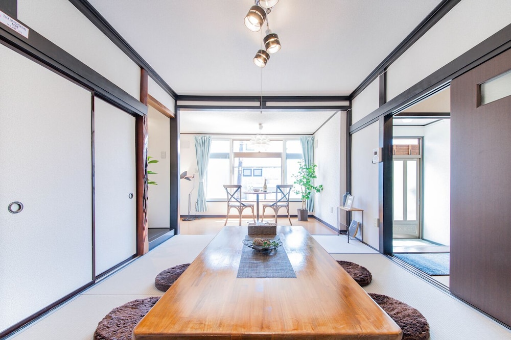 ベーシック コンドミニアム リビング エリア1 | KOTONE