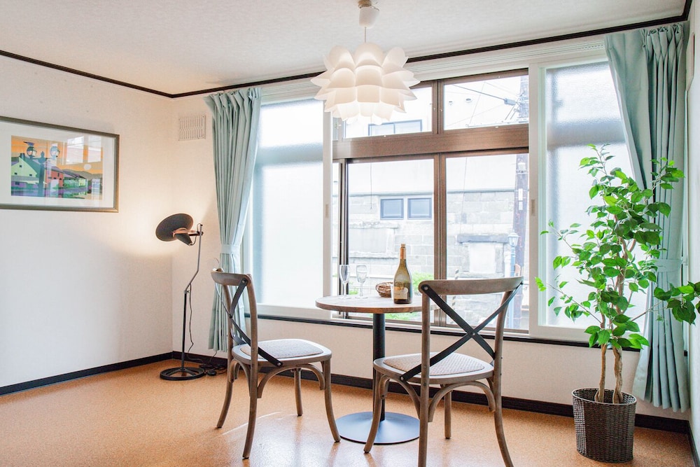 ベーシック コンドミニアム リビング エリア0 | KOTONE