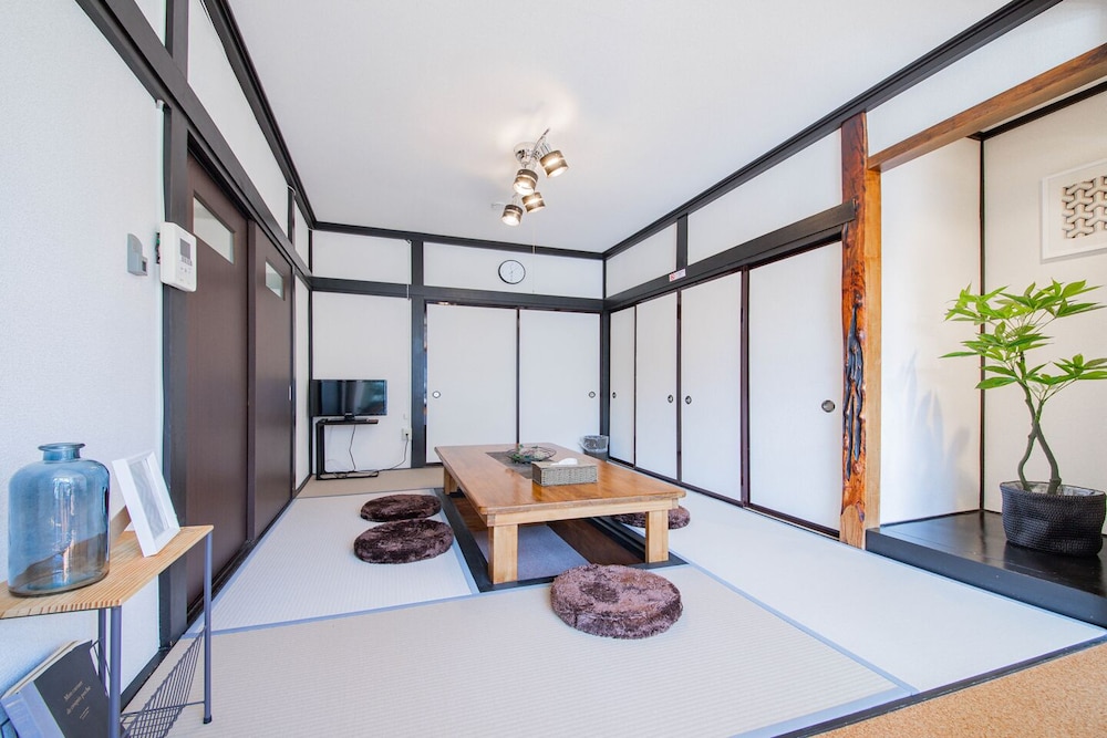 ベーシック コンドミニアム リビング エリア11 | KOTONE