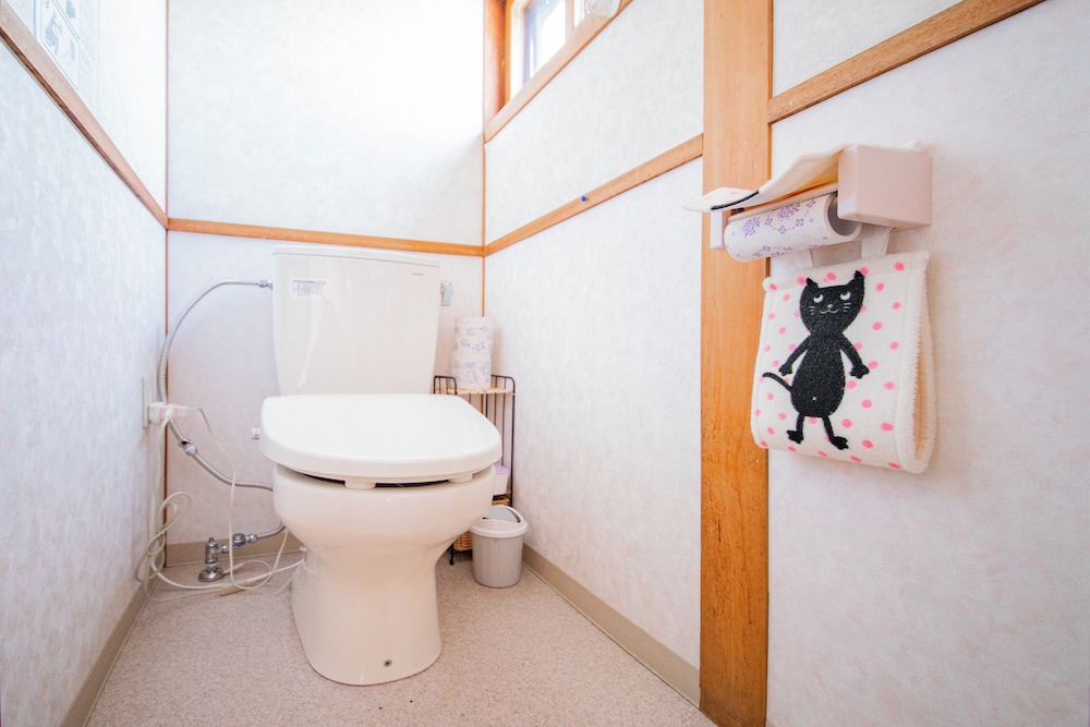 ハウス バスルーム0 | CHIYOGAOKA GUEST HOUSE