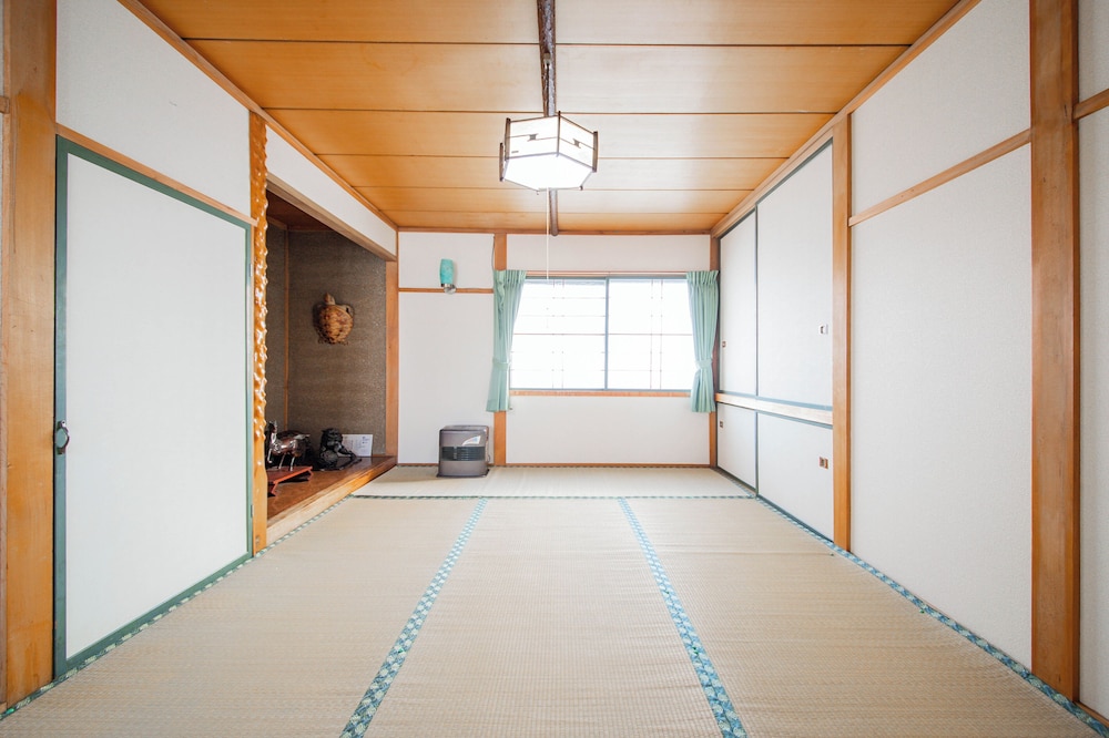 ハウス 客室12 | CHIYOGAOKA GUEST HOUSE