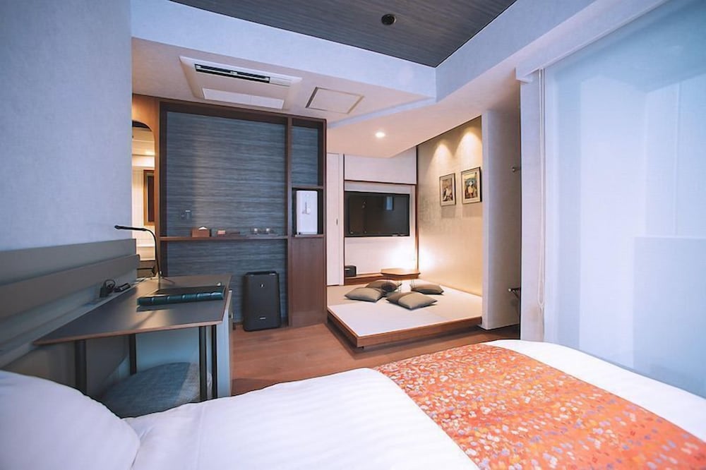 デラックス ダブルまたはツインルーム 客室2 | 浅草楓