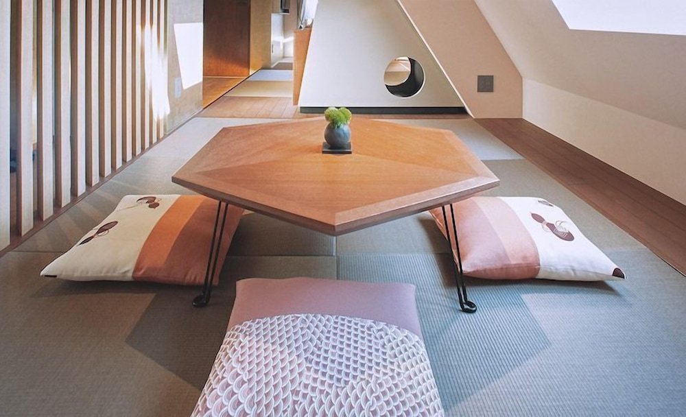 ファミリー スタジオスイート 客室1 | 浅草楓