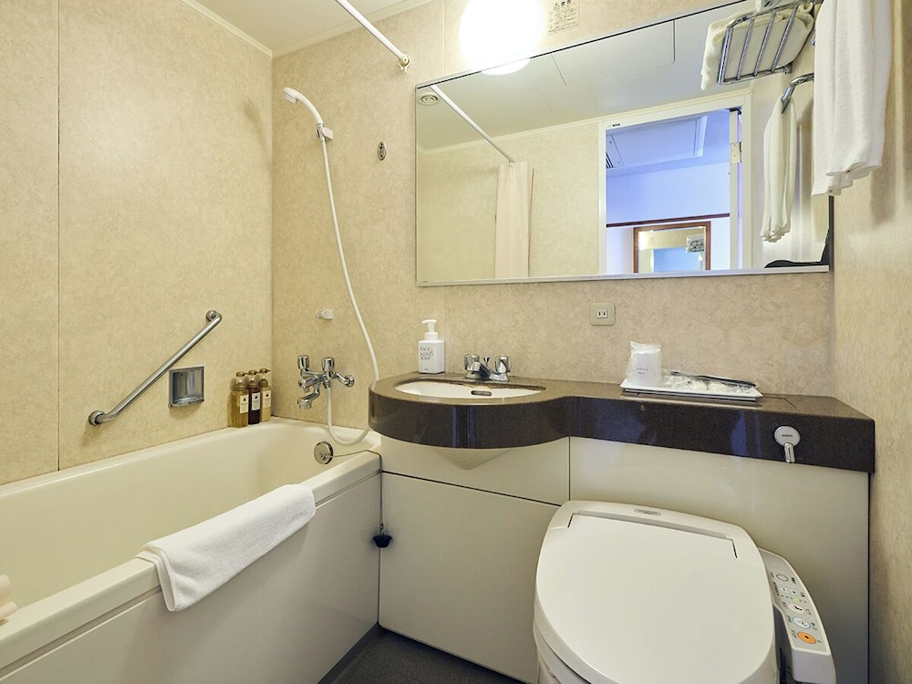 ダブルルーム 禁煙 バスルーム1 | ホテル・レクストン鹿児島