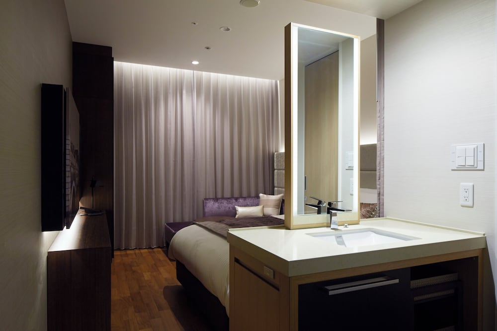 スーペリアダブル リバービュー ラウンジアクセス付き (禁煙) 客室2 | 三井ガーデンホテル大阪プレミア