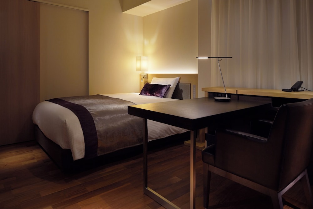 スタンダードダブル (喫煙可) 客室2 | 三井ガーデンホテル大阪プレミア