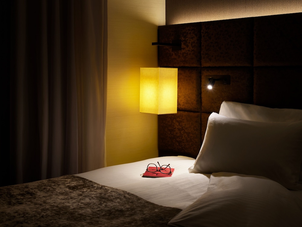 スーペリアクイーン クラブラウンジアクセス付き (禁煙) 客室7 | 三井ガーデンホテル大阪プレミア