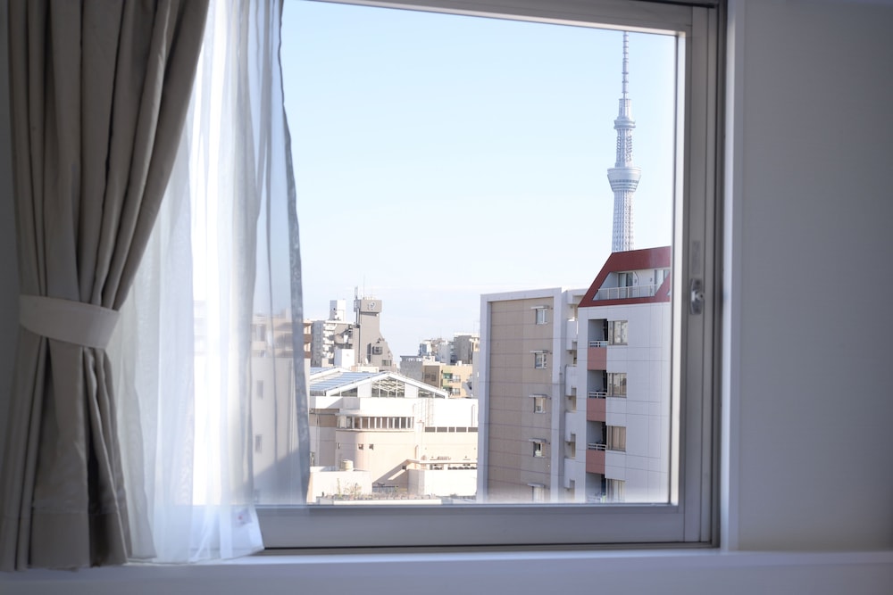 ハイフロアーシングル 禁煙（リニューアル） 部屋からの景観0 | ベッセルイン上野入谷駅前
