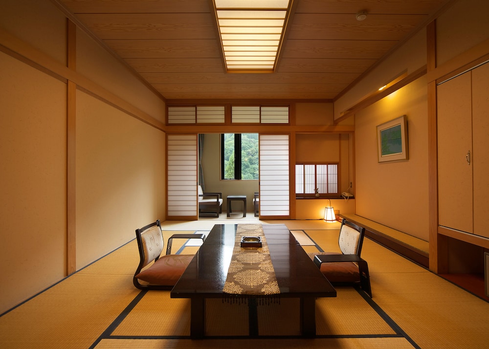デラックス和室 部屋からの景観0 | 穂高荘 山のホテル