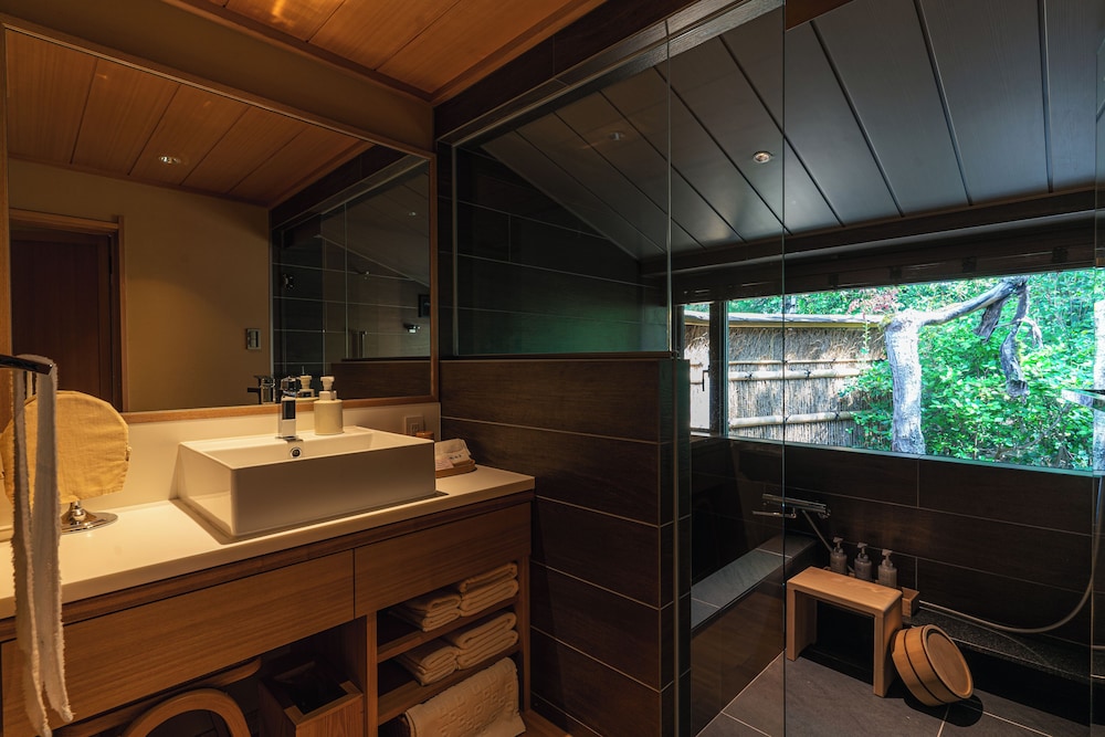 龍燈の間 バスルーム0 | 文珠荘 松露亭