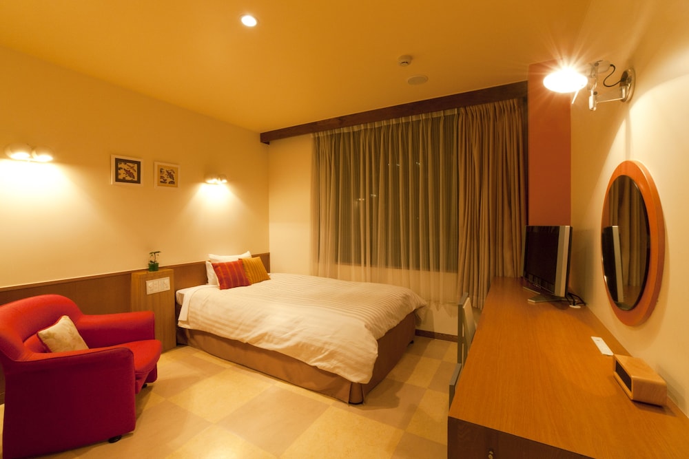 客室1 | ホテル サンパレス球陽館