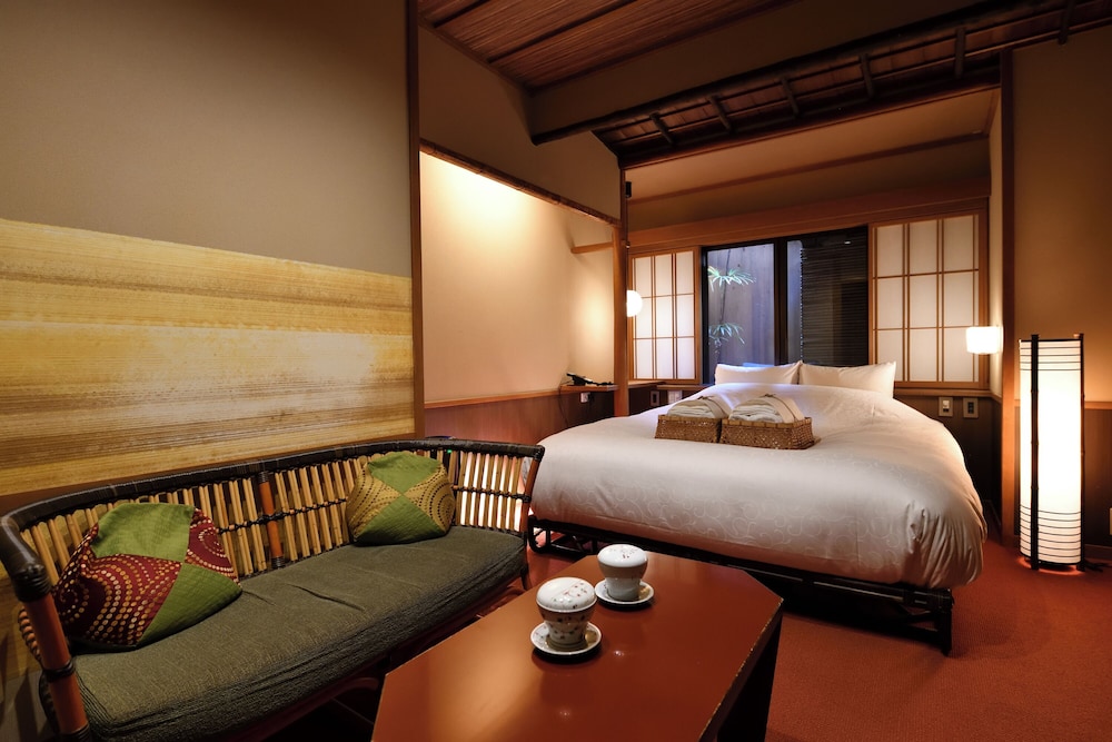 菜花 ダブルベッドルーム 禁煙 客室4 | 京小宿 八坂 ゆとね