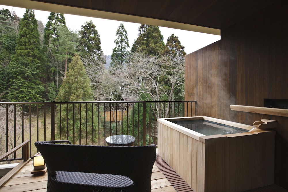 露天風呂付き和室ツイン バルコニー0 | 湯の花温泉　京YUNOHANA RESORT 翠泉
