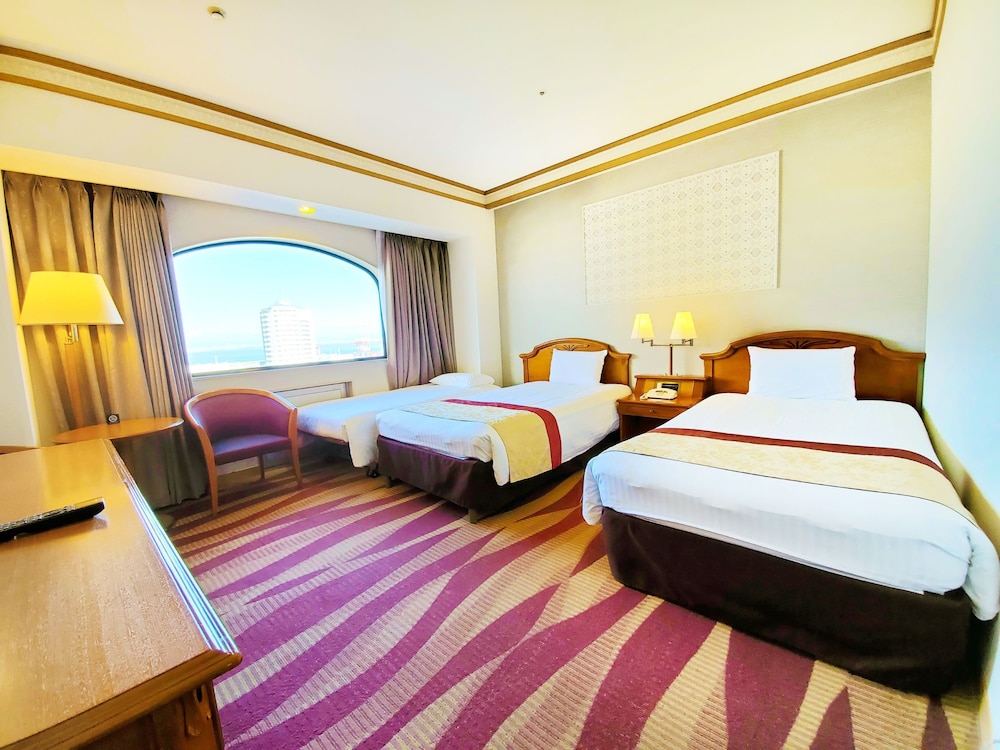 デラックス トリプルルーム(禁煙) 客室2 | ホテルプラザ神戸