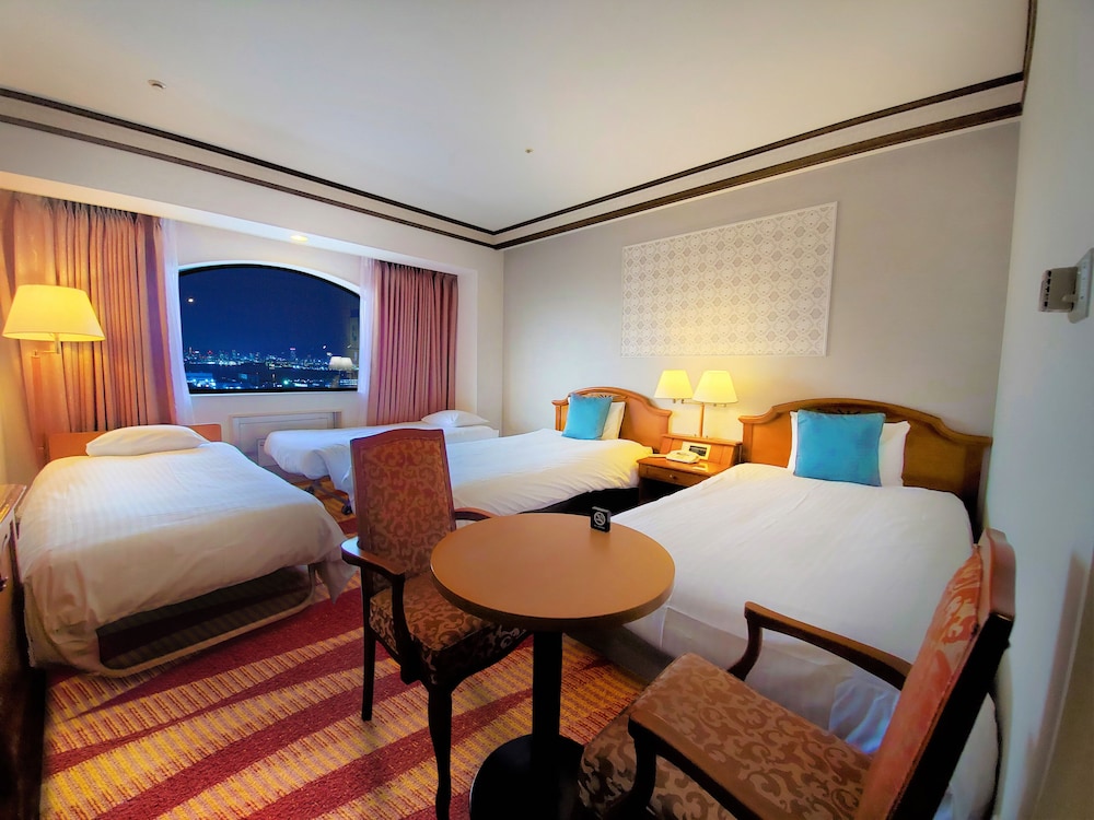 スタンダードツインルーム4名専用 (エキストラベッド2台つき) 禁煙 | ホテルプラザ神戸