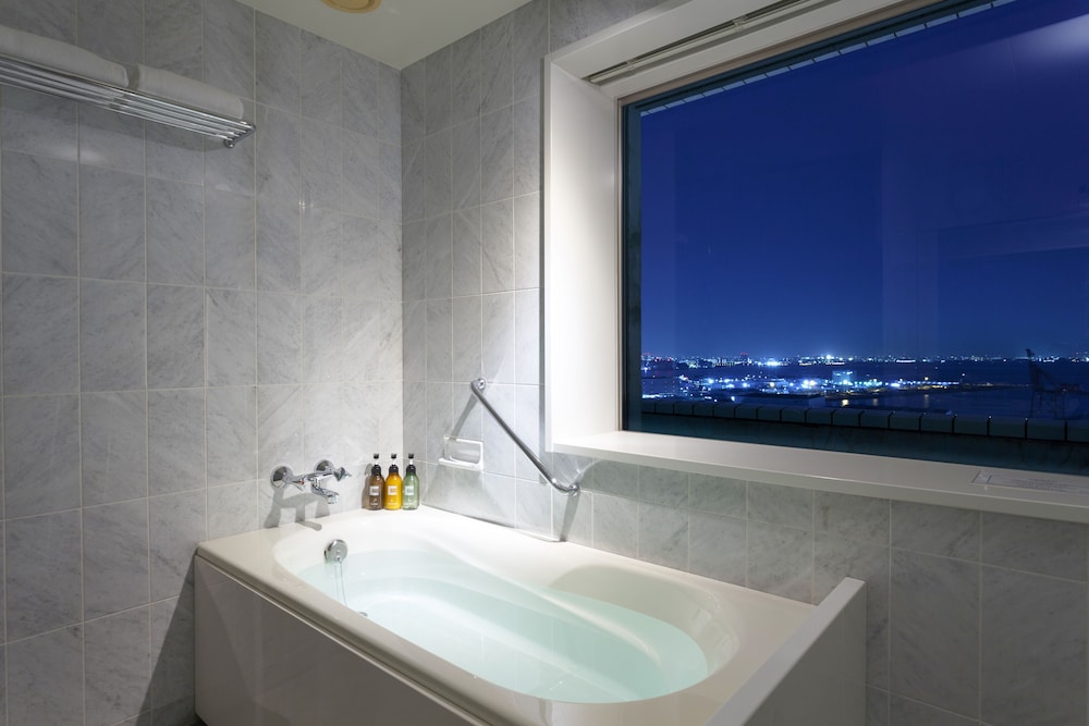 ビューバス付コーナーツインルーム [禁煙] バスルーム1 | ホテルプラザ神戸