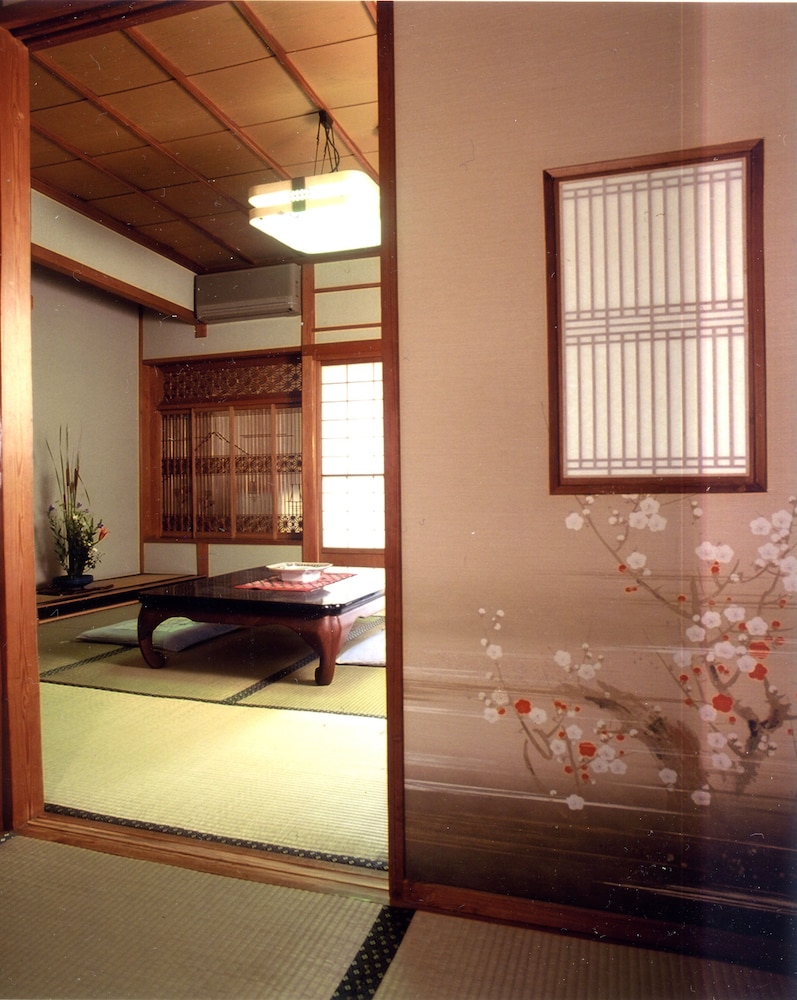 ツインルーム 客室1 | 日の出屋旅館