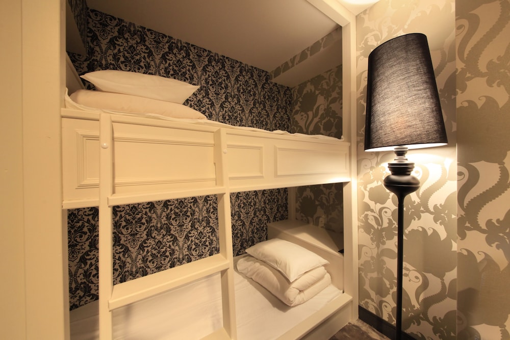 キャビンルーム 禁煙(2段ベッド1台) - 別館 - 大人3名様よりエクストラベッドをご用意 客室0 | センチュリオンホテル上野