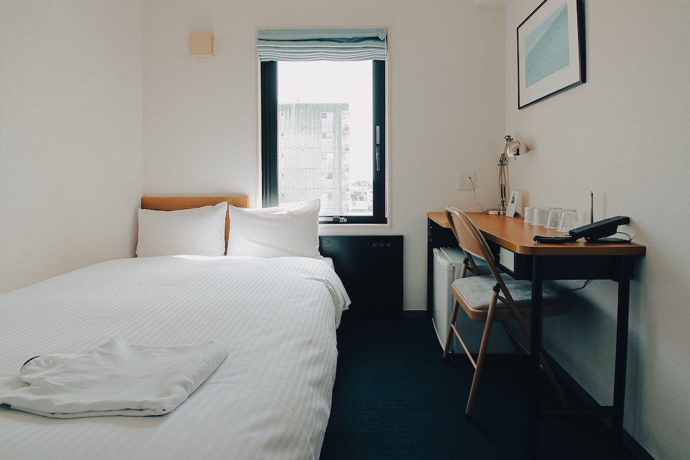 スタンダードルーム 禁煙 客室2 | 8HOTEL