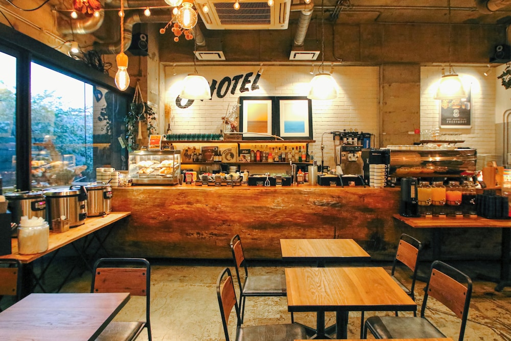 朝食スペース1 | 8HOTEL 朝食スペース1 | 8HOTEL