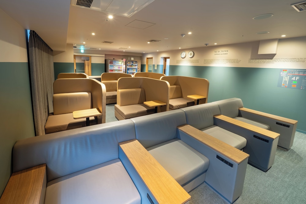 Twin Room, 4 PM check in, Men Only (With Spa Option, Tattoo may not be permitted. Pay at the hotel.) リビング エリア0 | カプセル・イン大阪 - 男性専用