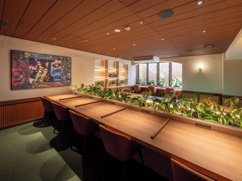 Twin Room, 4 PM check in, Men Only (With Spa Option, Tattoo may not be permitted. Pay at the hotel.) リビング エリア1 | カプセル・イン大阪 - 男性専用