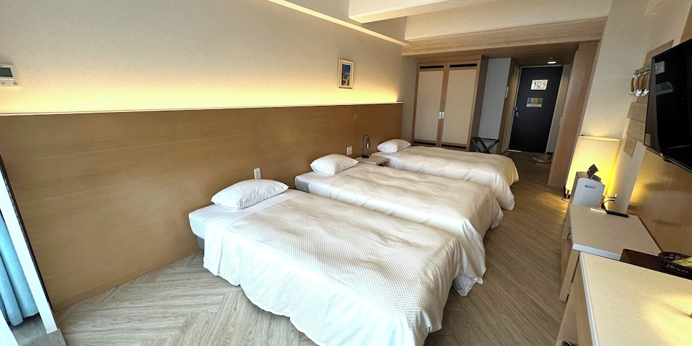 [マウンテンビュー] 洋室ツイン36平米 客室7 | パレスインムーンビーチ