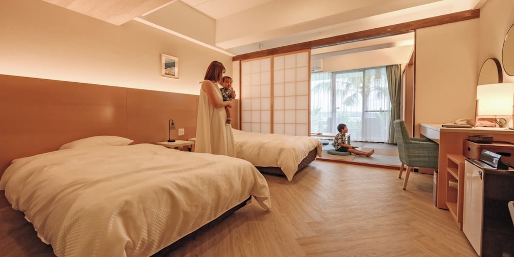 [オーシャンビュー] 和洋室45平米 客室9 | パレスインムーンビーチ