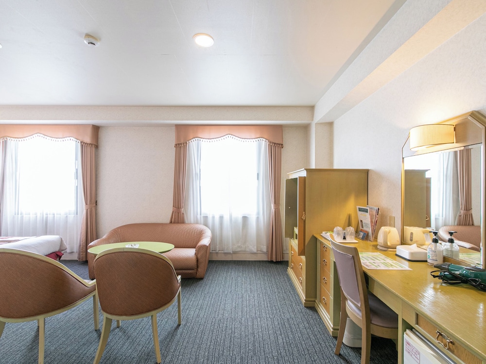 デラックスツイン 客室5 | ホテルベルフォート日向