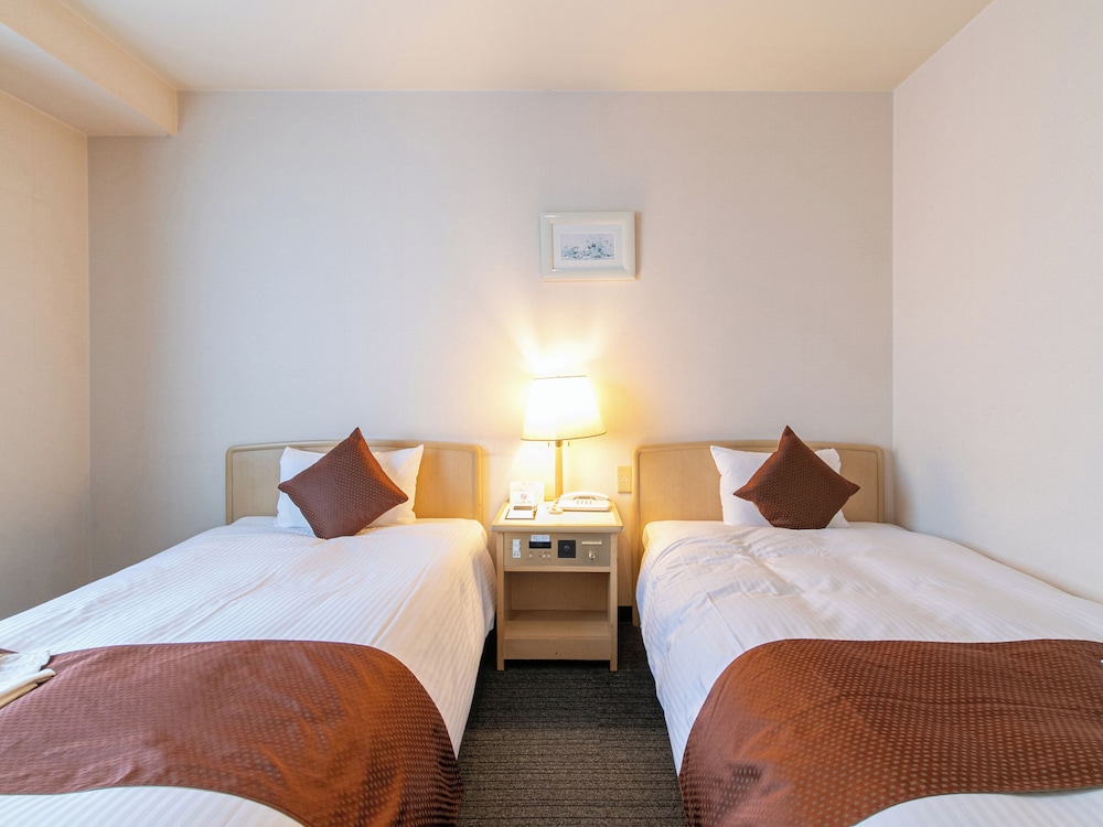 [喫煙] スタンダードツイン 客室3 | ホテルベルフォート日向
