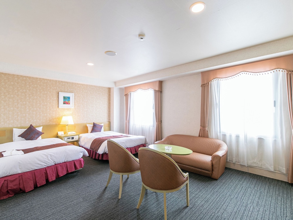 デラックスツイン 客室1 | ホテルベルフォート日向