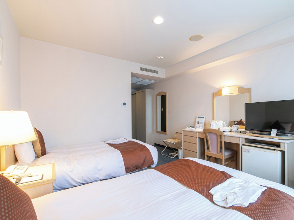 [喫煙] スタンダードツイン 客室4 | ホテルベルフォート日向