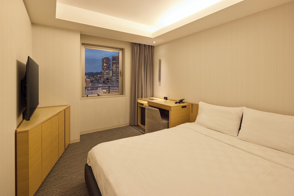 スタンダード ダブルルーム 禁煙 | 神戸元町 東急 REI ホテル