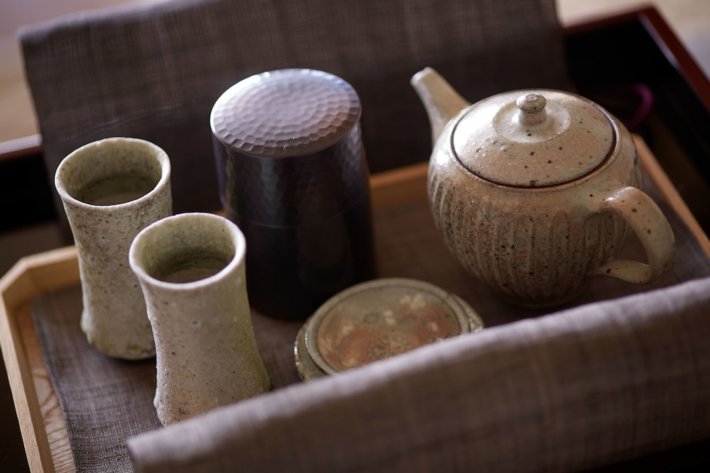 デラックス ルーム キングベッド 1 台 禁煙 シティビュー | ザ・リッツ・カールトン京都