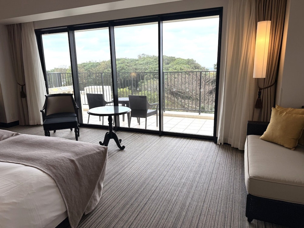 パーシャルオーシャンビューデラックス(3階-4階）, 禁煙 | ホテルモントレ沖縄 スパ & リゾート