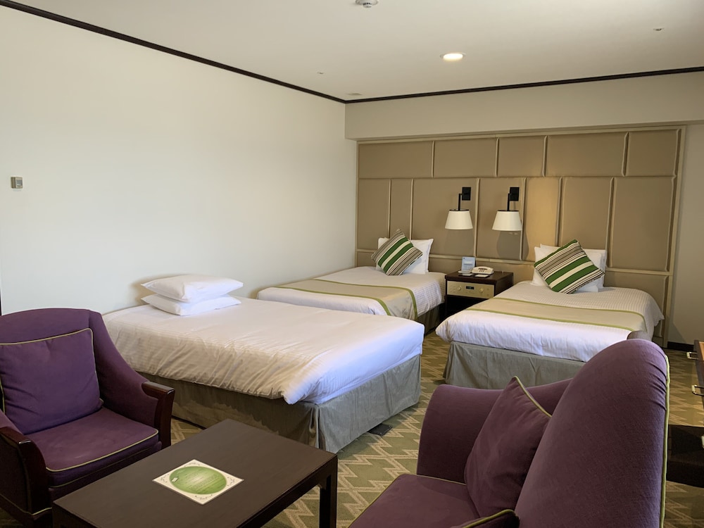 プレミアムコンフォートフロア デラックストリプルルーム 禁煙 客室2 | オークラアクトシティホテル浜松