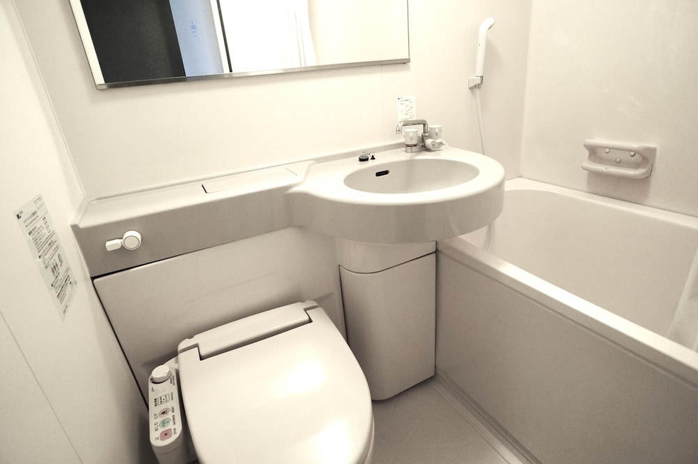 ダブルベッドルーム 喫煙(2名利用/15平米) バスルーム1 | グリーンリッチホテル 鹿児島天文館