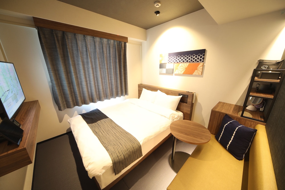 ダブル ルーム(禁煙) 客室2 | -SPA RESORT- 名古屋笠寺ホテル