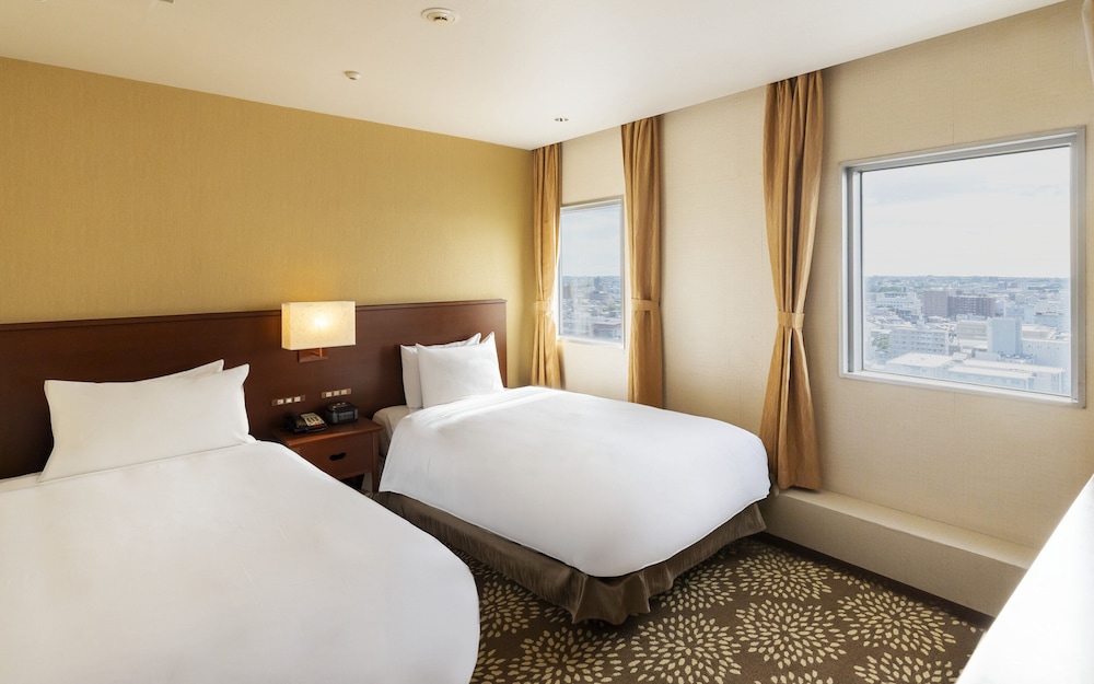 スタンダード ルーム シングルベッド 2 台 客室0 | ANAホリデイ・イン金沢スカイ by IHG