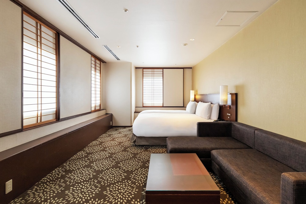 スイート シングルベッド 2 台 | ANAホリデイ・イン金沢スカイ by IHG