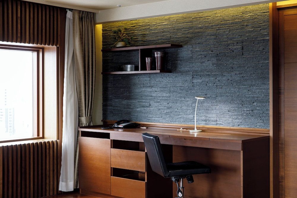 スイート シングルベッド 2 台 (Castle View) 客室の設備とサービス8 | ANAホリデイ・イン金沢スカイ by IHG