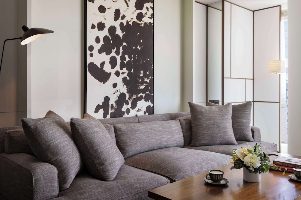 スイート シティビュー (2 King Beds) 客室4 | アンダーズ東京 虎ノ門ヒルズ - ア コンセプト バイ ハイアット